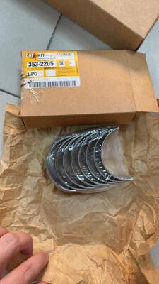 CAT 掘削機エンジン純正部品、あらゆる種類の掘削機モデルに対応 CAT 掘削機純正ピストン：高強度材料が効率的な出力性能を保証