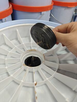 デサイリグリース2号,3号 高温極圧グリース 掘削機/積載機/クレーンその他の建設機械に適し,全季節通用