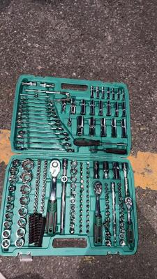 216PCS 工業級ソケットレンチセット,クロムバナジウム鋼,72T ラチェットハンドル,マルチドライブ (1/4", 3/8", 1/2") 自動車用・家庭用ツールキット