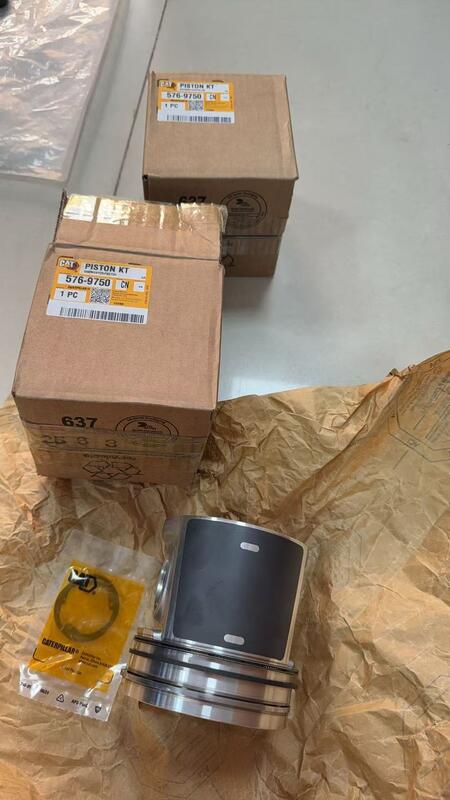 CAT 掘削機エンジン純正部品、あらゆる種類の掘削機モデルに対応 CAT 掘削機純正ピストン：高強度材料が効率的な出力性能を保証